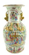 QING DYNASTY FAMILLE ROSE TWIN-HANDED VASE 清 广彩开光人物瓶