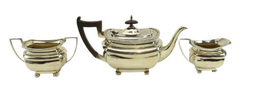 GEORGE V HALLMARKED SILVER THREE PIECE TEA SERVICE SET