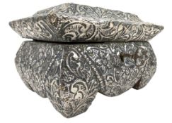 20TH CENTURY CONTINENTAL SILVER REPOUSSE JEWELLERY BOX CASKET