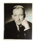 HOLLYWOOD - BING CROSBY (1903-1977) - AUTOGRAPHED 8X10