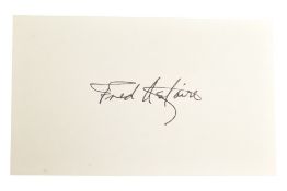 HOLLYWOOD - FRED ASTAIRE (1899-1987) - AUTOGRAPH ON CARD