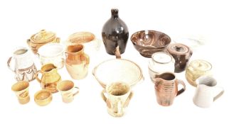 NINETEEN PIECES OF STUDIO POTTERY INCL. ALLDERMASTON, CRICKLADE, LEACH & OTHERS