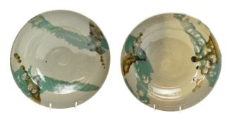 VICKY BUXTON FOR PORTH LLWYD - PAIR OF STUDIO POTTERY SLIP GLAZED CHARGER PLATES
