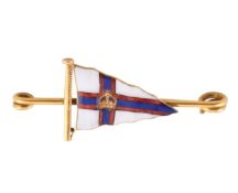 15CT GOLD & ENAMEL BENZIE OF COWES ENAMEL BURGEE FLAG BROOCH