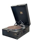 HMV EARLY 20TH CENTURY PORTABLE GRAMOPHONE RECORD PLAYER