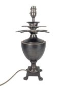 20TH CENTURY HOLLYWOOD REGENCY BRONZE TABLE LAMP