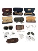 COLLECTION OF 20TH CENTURY WIRE FRAMED READING GLASSES