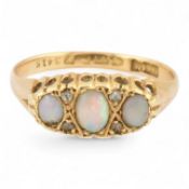 EDWARDIAN HALLMARKED 18CT GOLD & THREE STONE OPAL RING