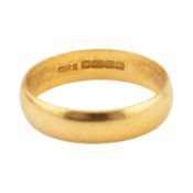 1960S HALLMARKED 22CT GOLD BAND RING