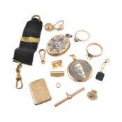 ASSORTMENT OF ANTIQUE JEWELLERY