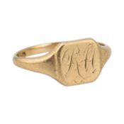 1930S HALLMARKED 9CT GOLD SIGNET RING