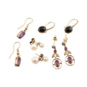 COLLECTION OF 9CT GOLD & SILVER EARRINGS