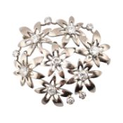 1960S 18CT WHITE GOLD & DIAMOND FLOWER BROOCH PIN