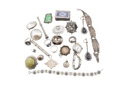 COLLECTION OF ANTIQUE & VINTAGE SILVER & WHITE METAL JEWELLERY