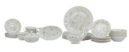 WEDGWOOD - CAMPION DESIGN - VINTAGE 20TH CENTURY PART CERAMIC DINNER SERVICE