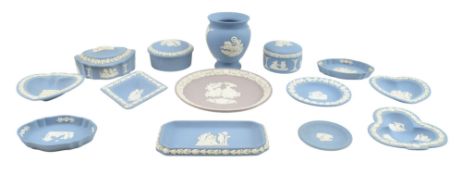 WEDGWOOD - COLLECTION OF BLUE AND WHITE JASPERWARE PIECES