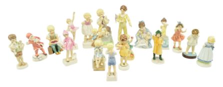 ROYAL WORCESTER - 19 FINE BONE CHINA CABINET FIGURINES MODELLED BY F. D. DOUGHTY