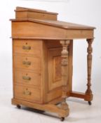 VICTORIAN 19TH CENTURY MAHOGANY DAVENPORT DESK