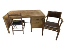 POST WAR AIR MINISTRY 20TH CENTURY STYLE BEECH WOOD & INSET TOPPED DESK