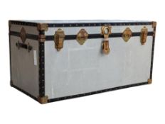 VINTAGE MID 20TH CENTURY INDUSTRIAL WHITE METAL STEAMER TRUNK