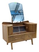 HUNT FURNITURE - MID CENTURY ART DECO WALNUT DRESSING TABLE