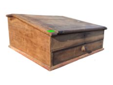 19TH CENTURY VICTORIAN LARGE TABLE TOP CLERKS WRITING SLOPE