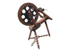 19TH CENTURY VICTORIAN BEECH WOOD SPINNING WHEEL