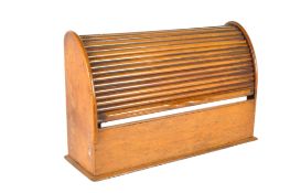 VICTORIAN 19TH CENTURY OAK TAMBOUR STATIONARY TABLE DESK TIDY