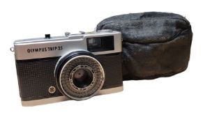 OLYMPUS TRIP 35 LATE 20TH CENTURY FILM CAMERA WITH SOFT CASE