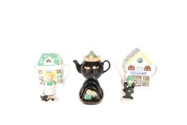 WADE - LATE 20TH CENTURY CERAMIC ANDY CAPP FIGURES AND TEAPOTS