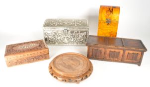 COLLECTION OF 20TH CENTURY LIDDED BOXES
