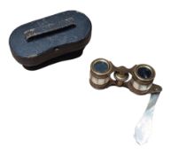 EARLY 20TH CENTURY PAIR OF FRENCH CASED OPERA GLASSES / BINOCULARS