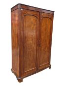 19TH CENTURY VICTORIAN WALNUT DOUBLE WARDROBE