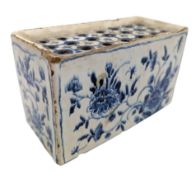 ENGLISH DELFT 18TH CENTURY BLUE & WHITE FLOWER BRICK HOLDER