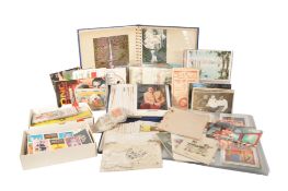 COLLECTION OF 20TH CENTURY POSTCARDS AND CIGARETTE CARDS