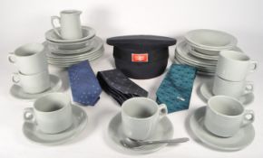 QUANTITY OF 20TH CENTURY GWR GREAT WESTERN RAILWAY ITEMS