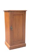 EDWARDIAN WALNUT POT CUPBOARD / BEDSIDE CABINET