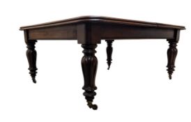 LARGE WILLIAM IV 19TH CENTURY MAHOGANY EXTENDING DINING TABLE