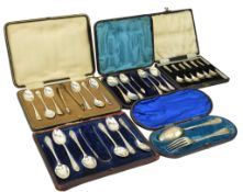 VICTORIAN HALLMARKED SILVER FORK & SPOON SET & CASED SILVER TEASPOON SET