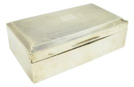 20TH CENTURY HALLMARKED SILVER TABLE TOP CIGARETTE CASE