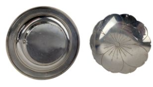 TWO GEORGE V HALLMARKED SILVER BON BON DISHES