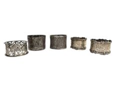 THREE EDWARD VII HALLMARKED SILVER NAPKIN RINGS