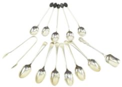 SET OF FIVE GEORGE V HALLMARKED SILVER COFFEE BEAN ENDED SPOONS & OTHER SPOONS