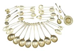 COLLECTION OF 19TH & 20TH HALLMARKED SILVER FLATWARE INC TEA STRAINER