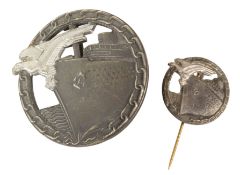 WWII SECOND WORLD WAR GERMAN BLOCKADE RUNNER BADGE