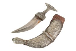 EARLY 20TH CENTURY MIDDLE EASTERN YEMENI JAMBIYA DAGGER