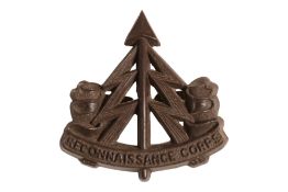 WWII SECOND WORLD WAR RECONNAISSANCE CORPS CAP BADGE