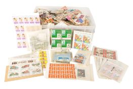 COLLECTION OF 20TH CENTURY LOOSE STAMPS & FIRST DAY COVERS - KILOWARE