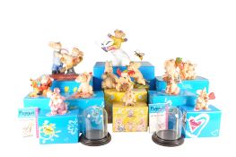 COLLECTION OF 21ST CENTURY BOXED PIGGIN LIFE RESIN FIGURES