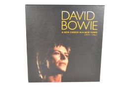DAVID BOWIE - A NEW CAREER IN A NEW TOWN (1977-1982) - VINYL COMPILATION BOX SET